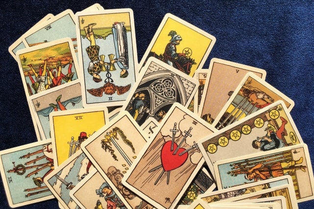 【無料タロット占い】フルデッキのワンオラクルで勝負運・成功運を占う