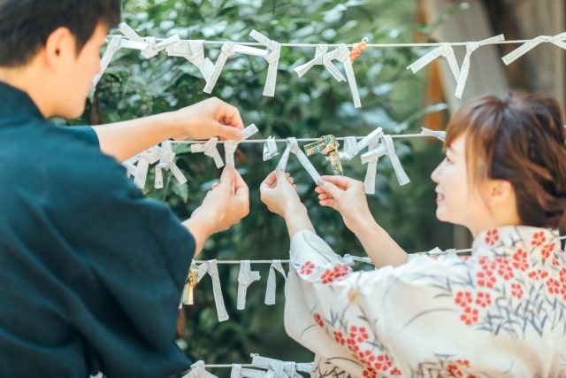 【無料おみくじ】21種類の運勢で結婚運を占う